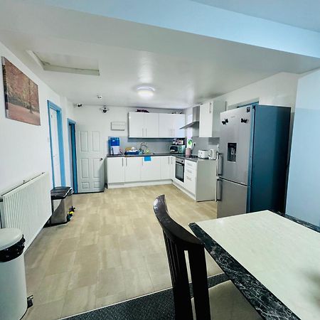 Unique Private Rooms Bolton Luaran gambar