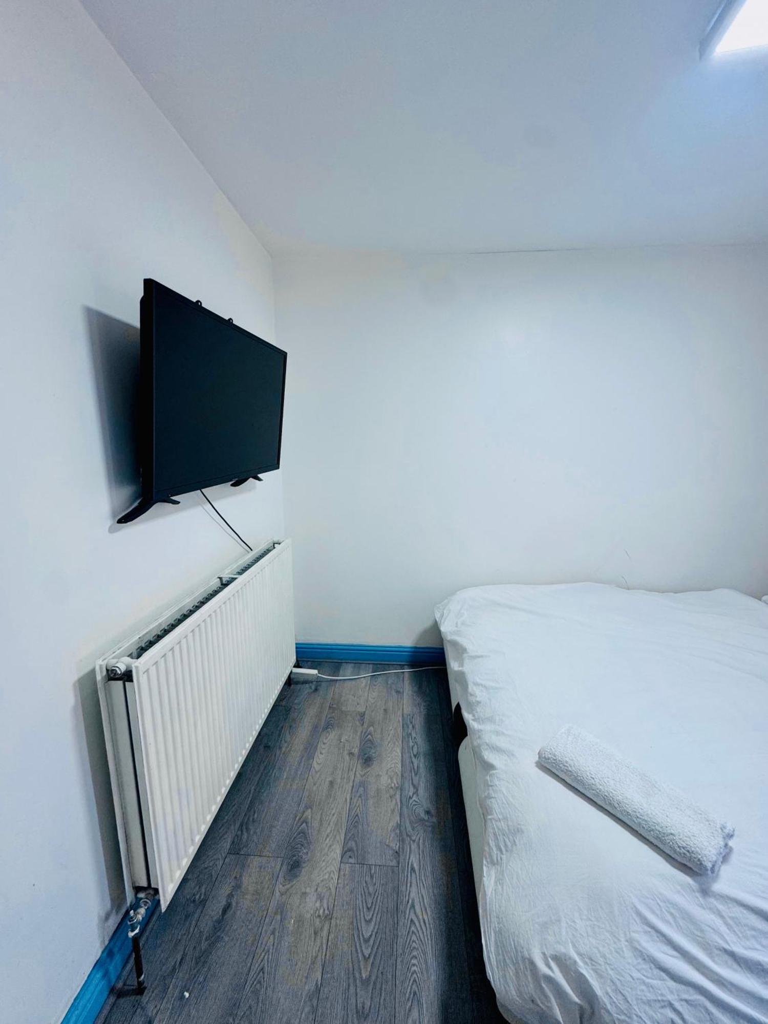 Unique Private Rooms Bolton Luaran gambar