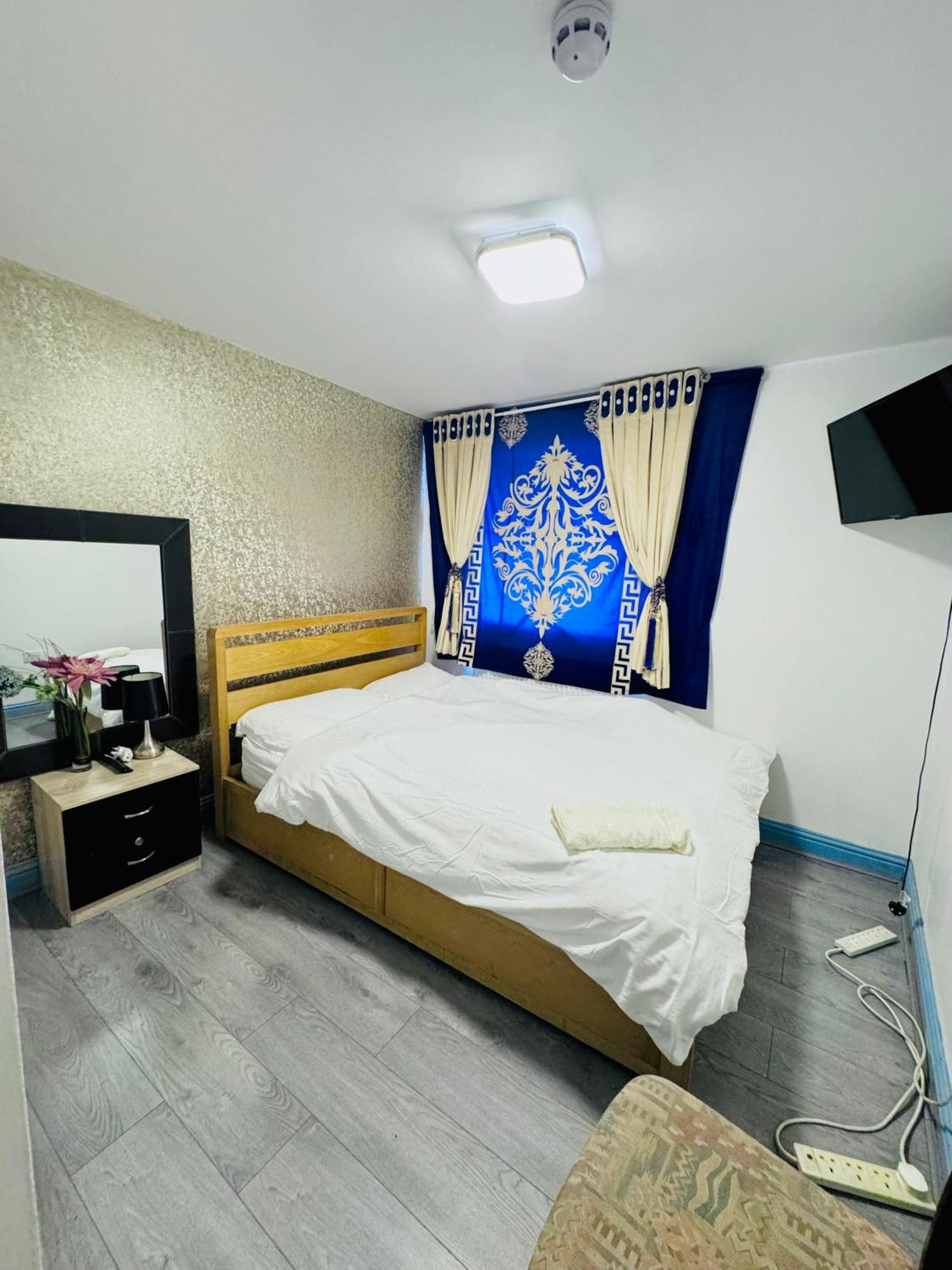 Unique Private Rooms Bolton Luaran gambar