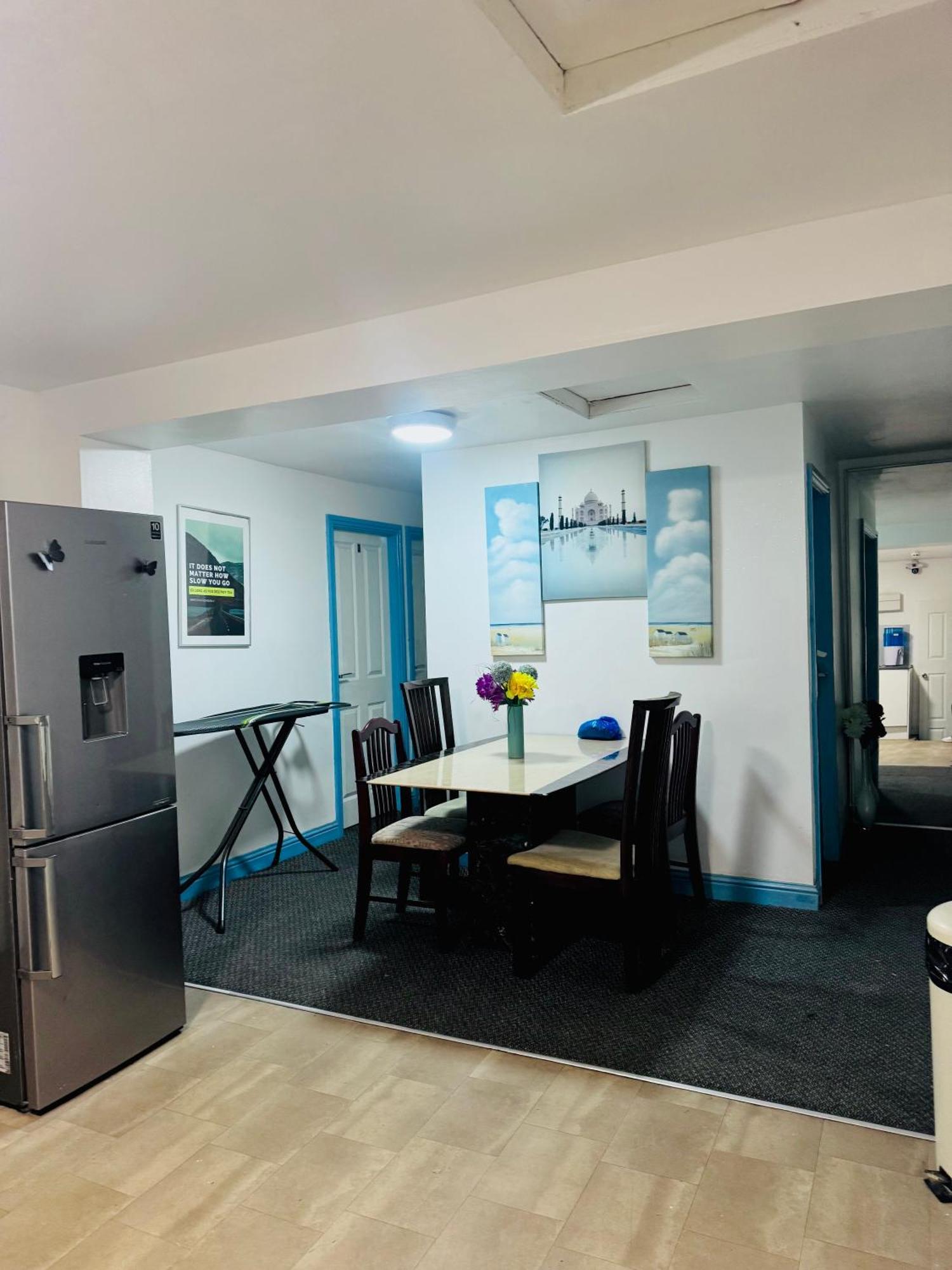 Unique Private Rooms Bolton Luaran gambar